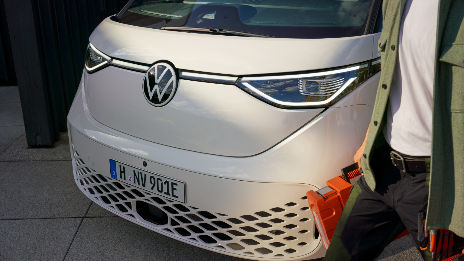 VW ID Buzz Cargo első lökhárító 