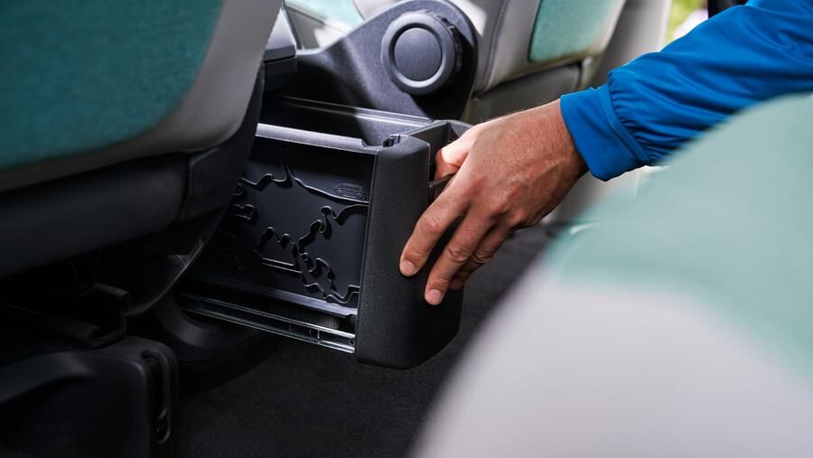 VW ID Buzz Box hátrahúzható