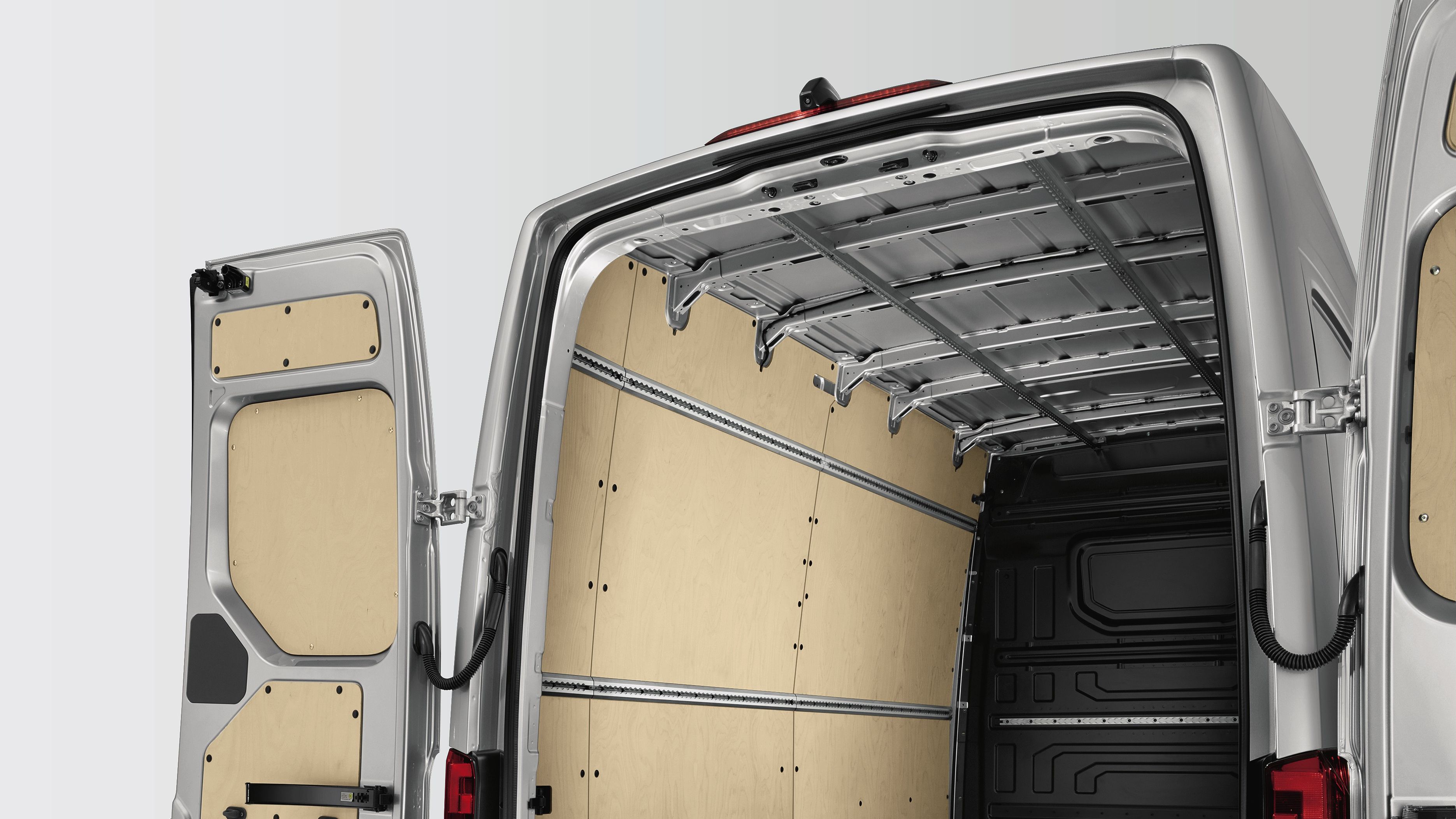 VW Crafter fa oldalburkolat